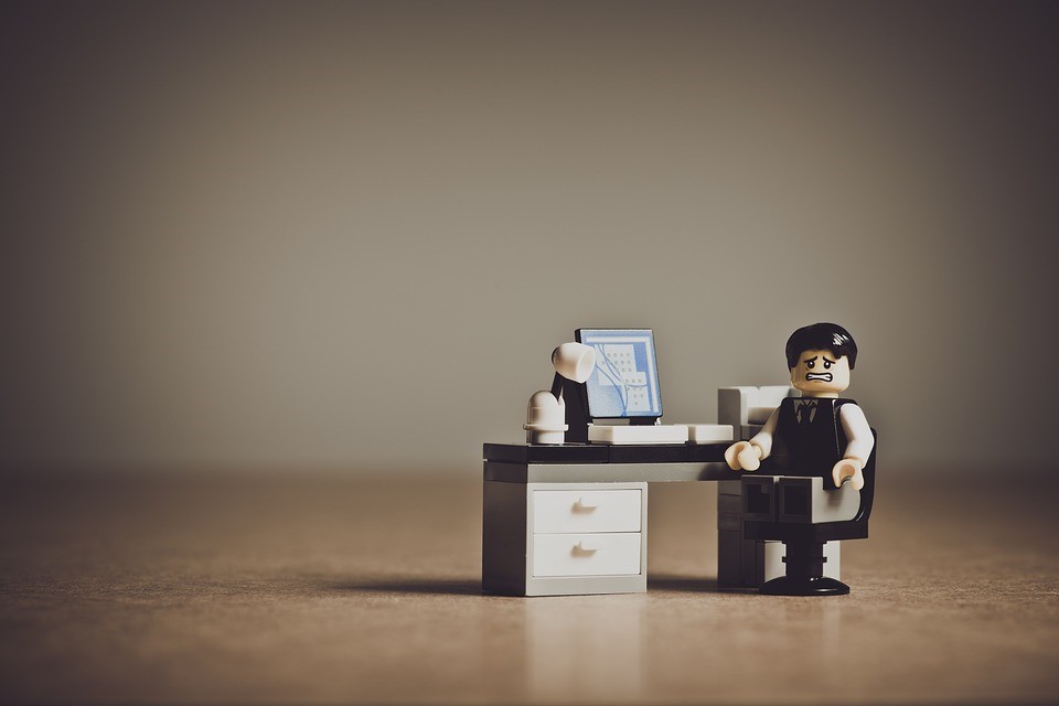 Tips to stay happier at your desk